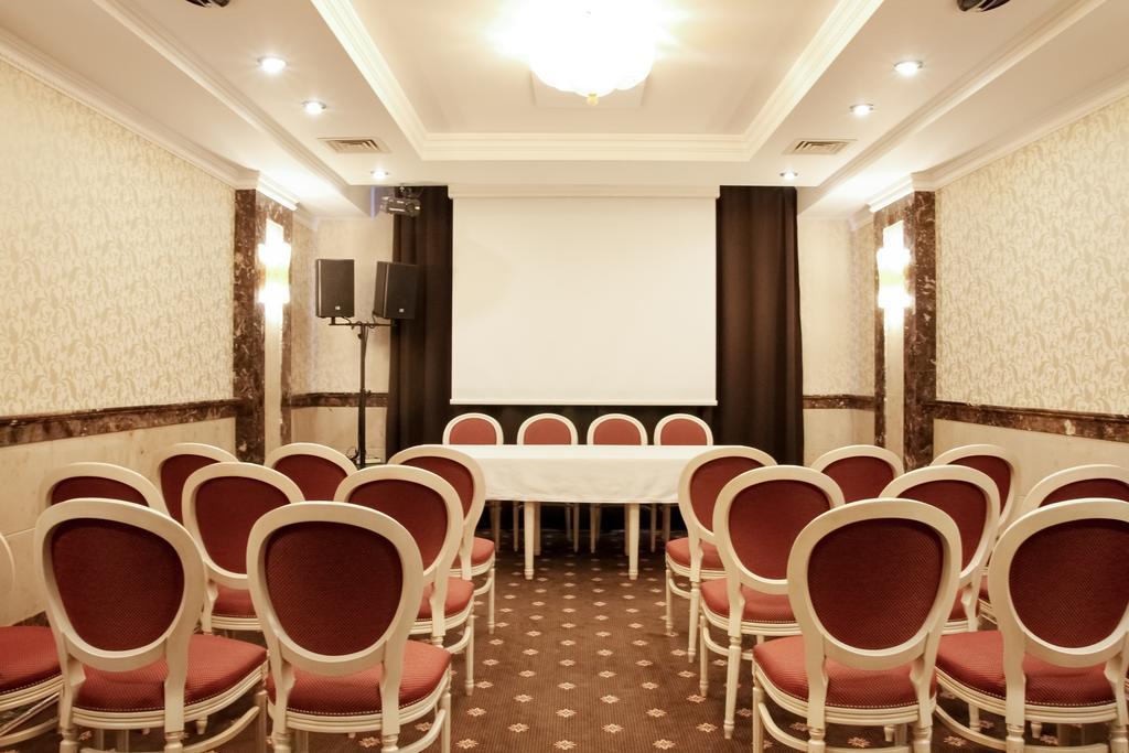 Hotel Hermes Алба-Юлия Экстерьер фото
